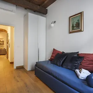 Oltrarno Modern In Apartamento